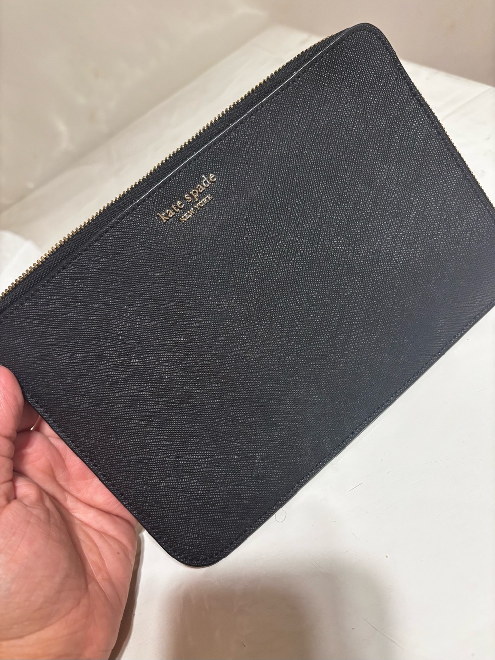 kate spade black saffiano zip pouch with gold logo
